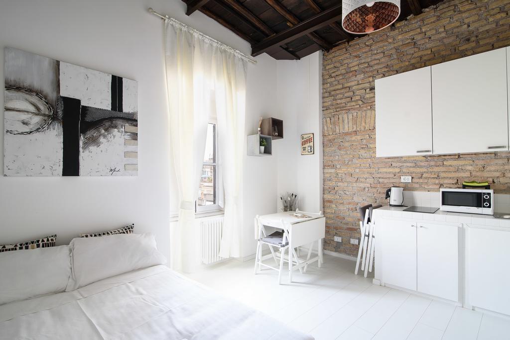 White Ostilia Apartments Roma Dış mekan fotoğraf